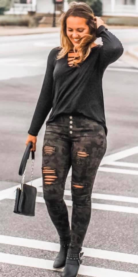 Camo Distressed Pants